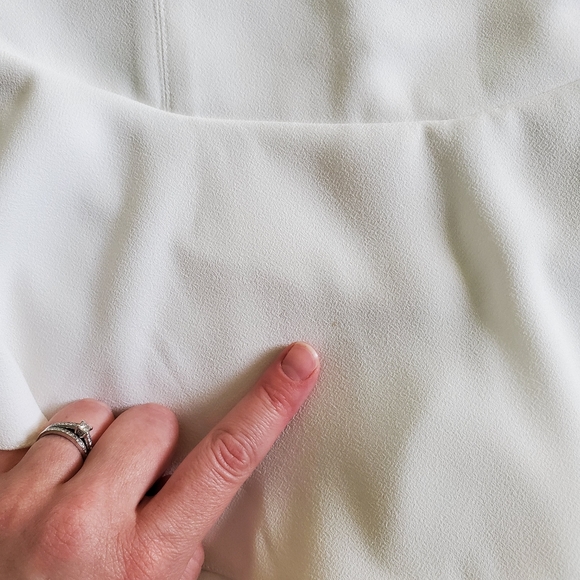 Zara Woman White Ruffle Shorts - MEDIUM - Picture 8 of 8